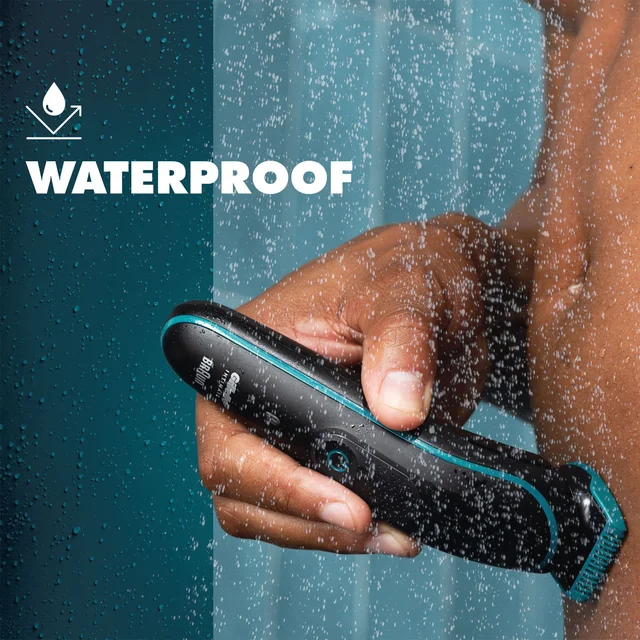 Gillette trimmer used in shower, emphasising its waterproof design.